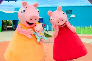 Mummy Pig and Peppa Pig and Baby Evie