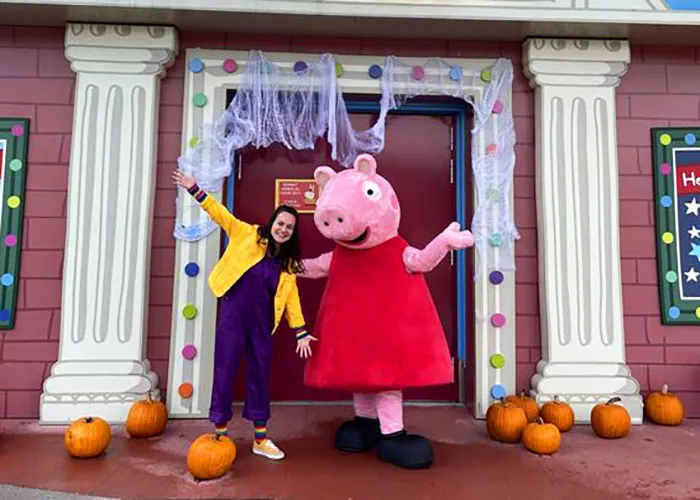 PEPPA PIG Park Halloween Show