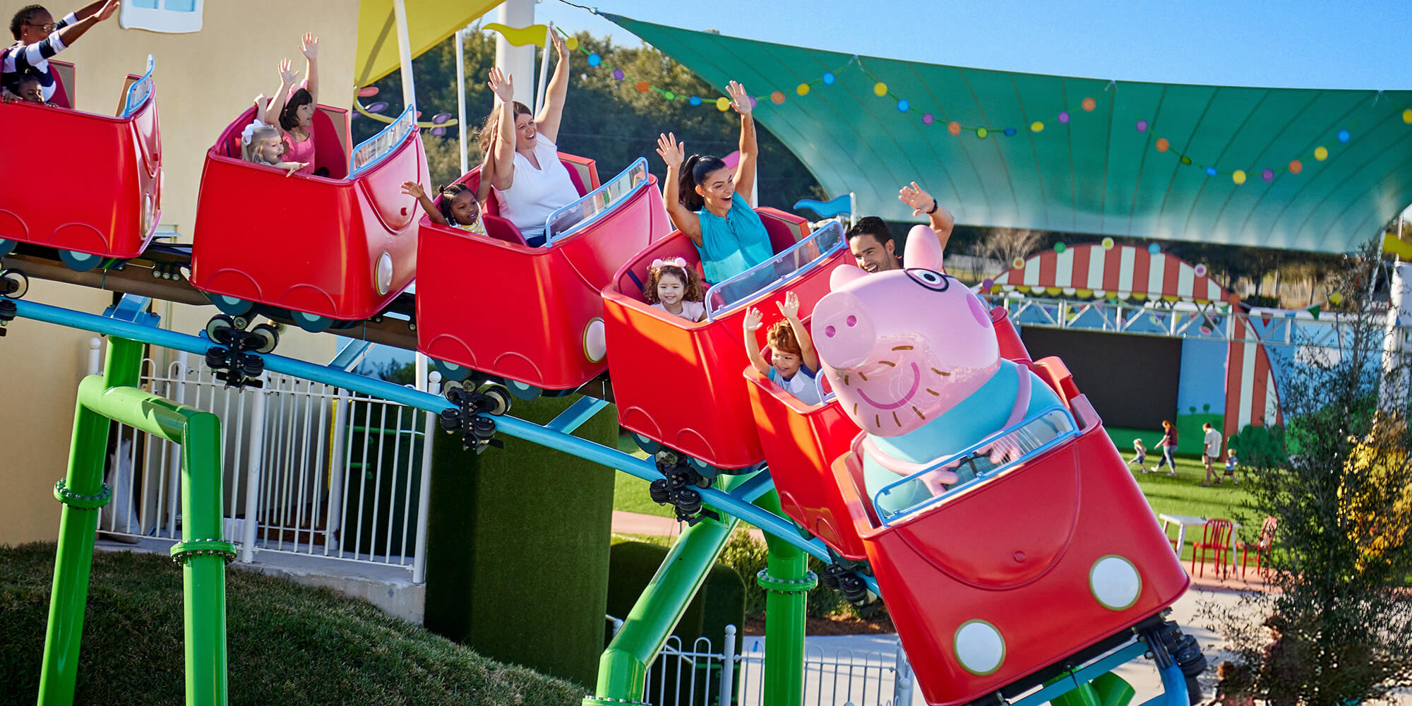 Daddy Pig's Roller Coaster Peppa Pig Park